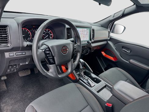 Used 2023 Nissan Frontier PRO-4X w/ Tow Package image 7