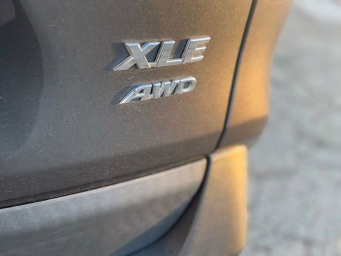 Certified 2022 Toyota RAV4 XLE image 38