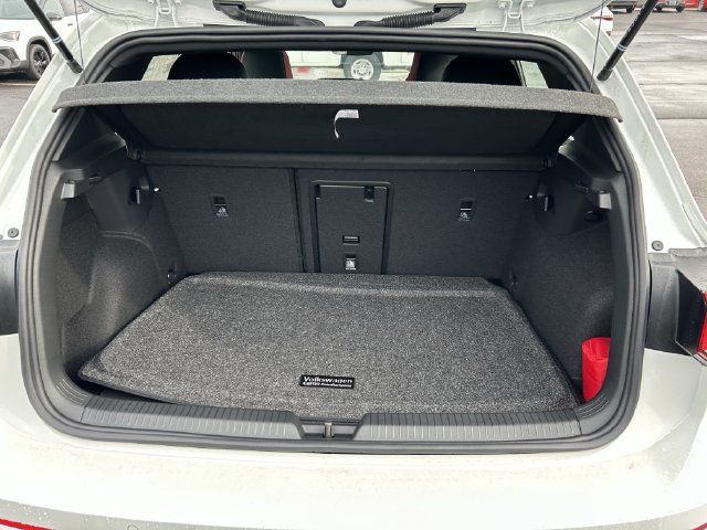 New 2026 Volkswagen GTI SE FWD image 28