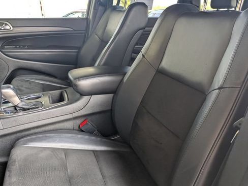 Used 2021 Jeep Grand Cherokee Laredo X AWD/4WD image 26