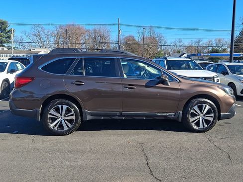 Used 2019 Subaru Outback 3.6R Limited image 7