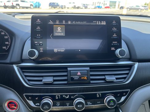 Used 2020 Honda Accord Touring image 27
