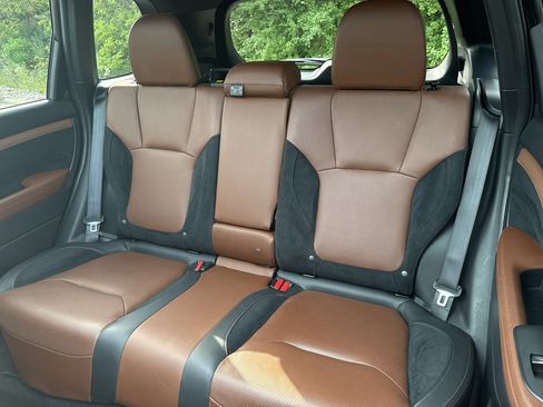 Used 2025 Subaru Forester Touring w/ Popular Package - Touring AWD/4WD image 39