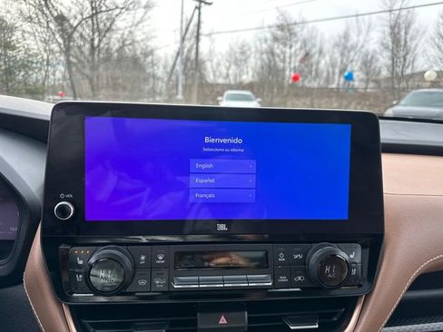 Used 2024 Toyota Grand Highlander AWD Hybrid image 43