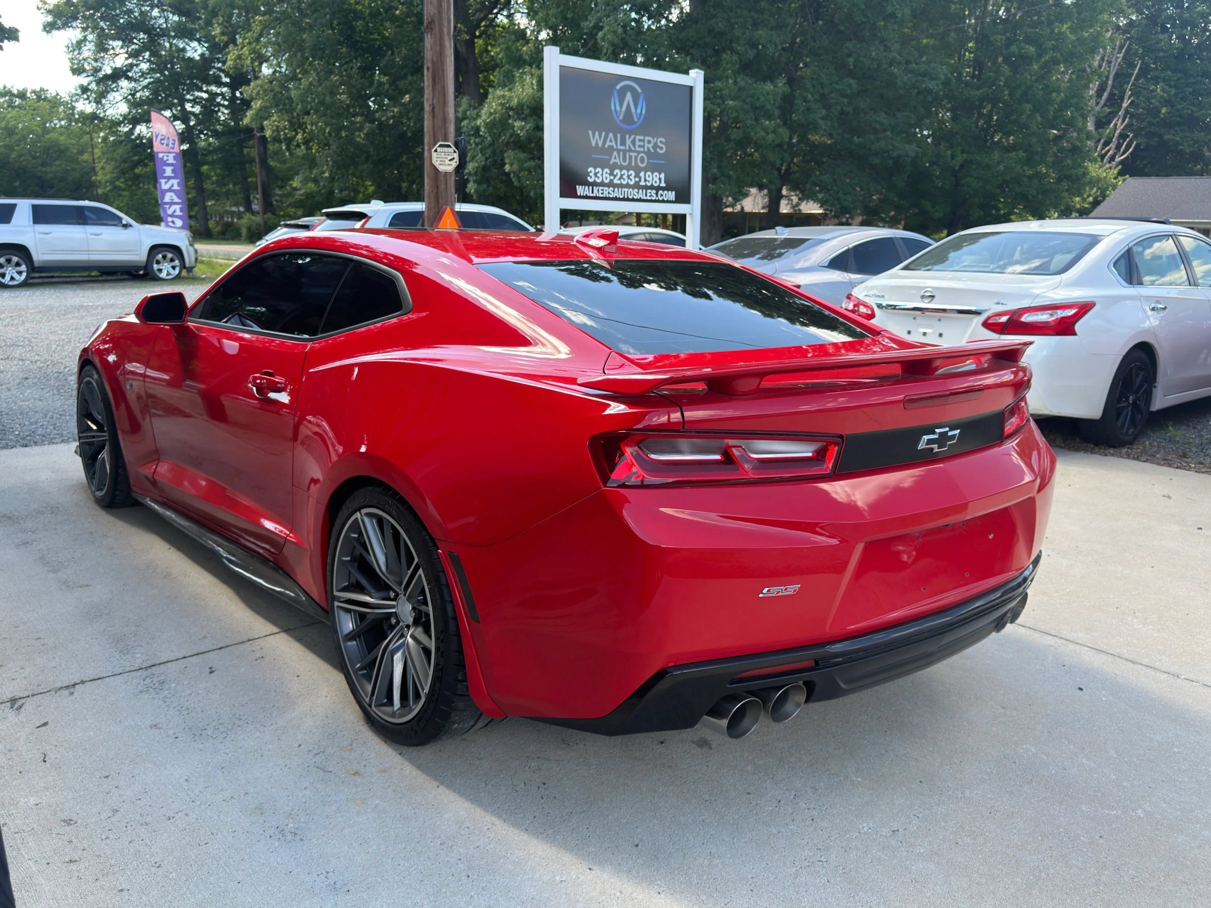 Used 2017 Chevrolet Camaro SS RWD image 4