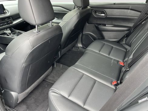 Used 2024 Nissan Rogue SV w/ SV Premium Package AWD/4WD image 14