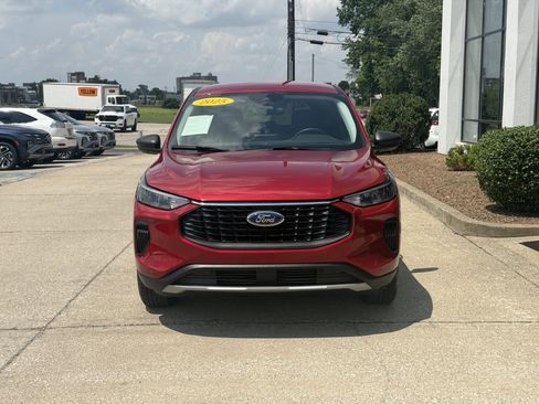 Used 2025 Ford Escape Active w/ Cold Weather Package AWD/4WD image 17