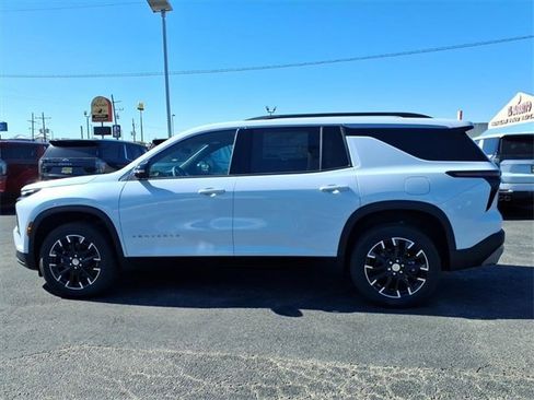 New 2026 Chevrolet Traverse LT w/ Sun and Wheel Package image 10