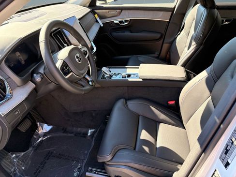 New 2026 Volvo XC90 B6 Ultra w/ Protection Package image 5