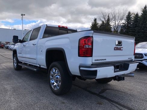 Used 2016 GMC Sierra 2500 Denali w/ Duramax Plus Package image 4