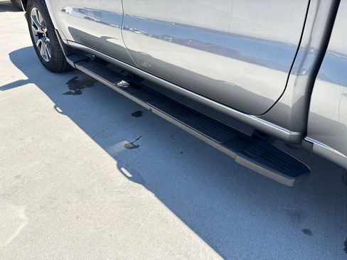 Used 2019 Chevrolet Silverado 1500 RST AWD/4WD image 58