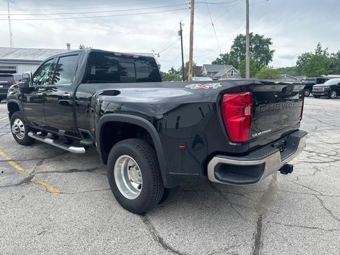 Used 2025 Chevrolet Silverado 3500 LTZ w/ LTZ Convenience Package AWD/4WD image 5