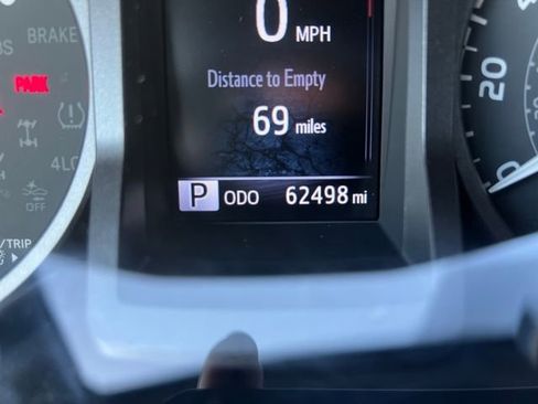 Used 2023 Toyota Tacoma TRD Off-Road image 23