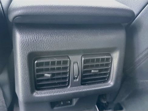 Used 2026 Toyota Camry SE FWD image 28