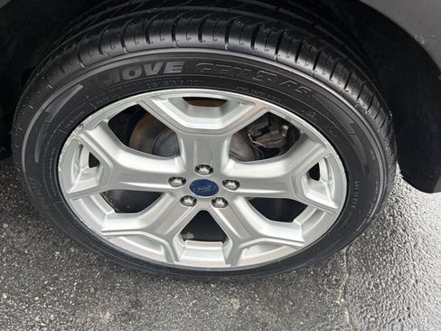 Used 2019 Ford Escape Titanium FWD image 10