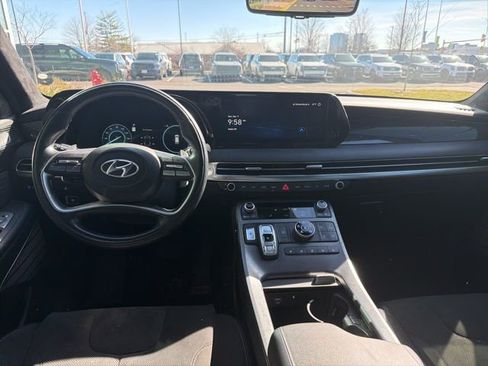 Used 2024 Hyundai Palisade Calligraphy image 18