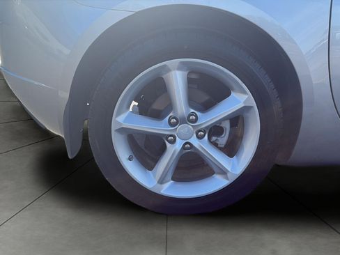 Used 2009 Saturn Sky RWD image 22