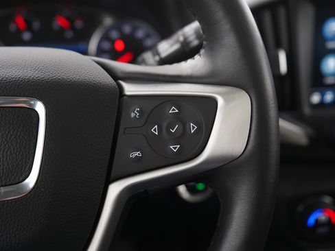Used 2022 GMC Terrain SLT w/ Infotainment Package II AWD/4WD image 26