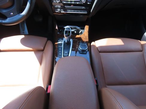 Used 2015 BMW X3 xDrive28i AWD/4WD image 9
