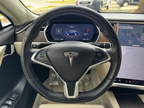 Used 2017 Tesla Model S 100D image 22