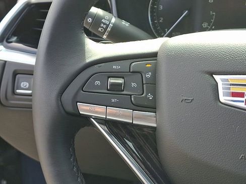Certified 2025 Cadillac XT6 Premium Luxury w/ LPO, Floor Liner Package AWD/4WD image 22