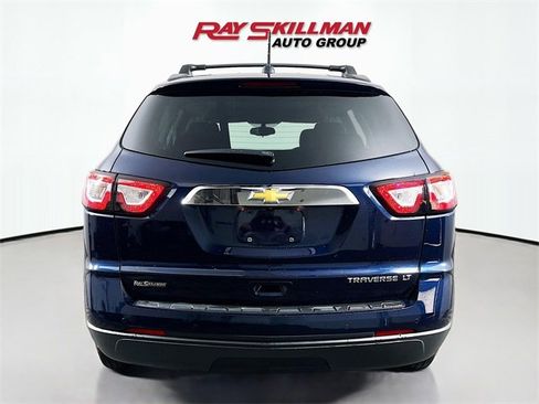 Used 2016 Chevrolet Traverse LT w/ Style and Technology Package image 6