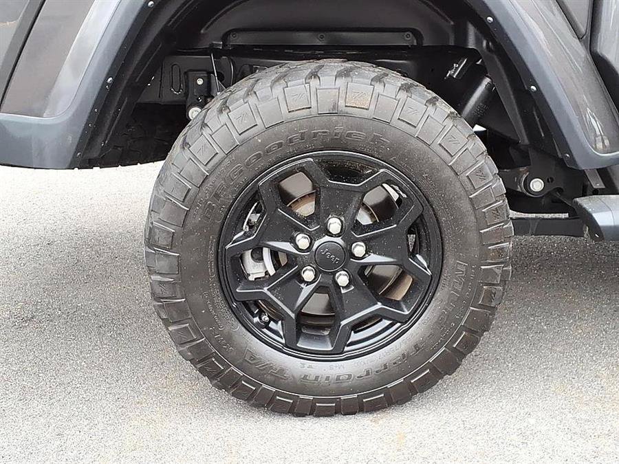 Used 2022 Jeep Gladiator Sport AWD/4WD image 7