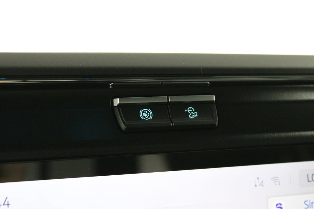 New 2026 Ford F350 Lariat w/ Black Appearance Package AWD/4WD image 56