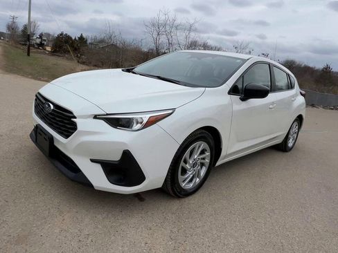 Used 2024 Subaru Impreza 2.0i image 4