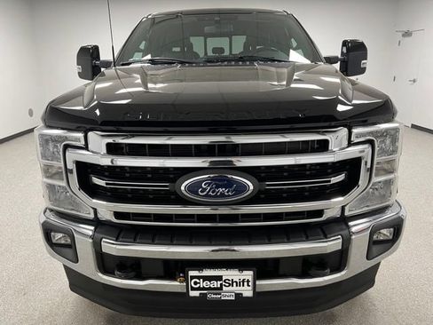 Used 2022 Ford F350 Lariat w/ Lariat Ultimate Package AWD/4WD image 3