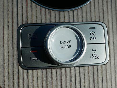 New 2025 Genesis GV80 3.5T Prestige image 8