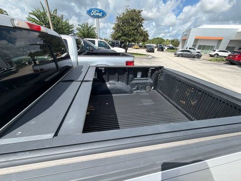 Used 2018 Ford F150 XLT w/ Equipment Group 302A Luxury AWD/4WD image 12