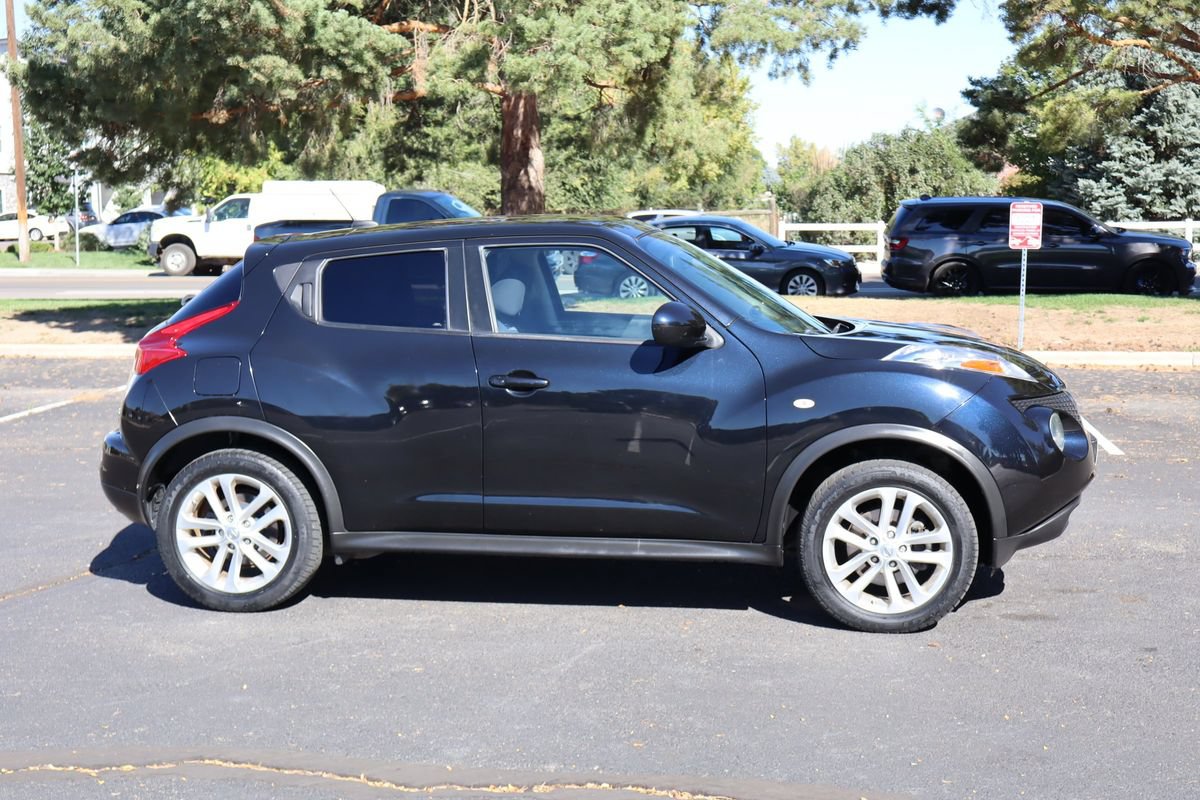 Used 2012 Nissan Juke SV AWD/4WD image 3