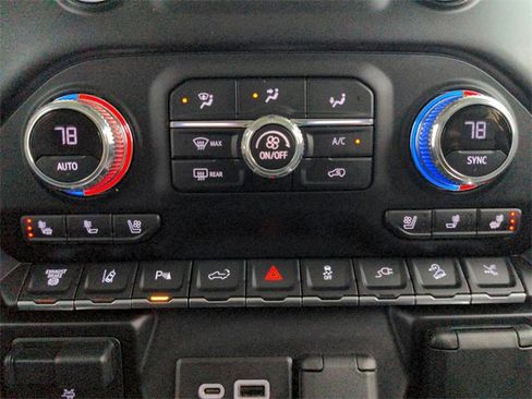 Used 2022 GMC Sierra 2500 Denali w/ Denali Ultimate Package image 34