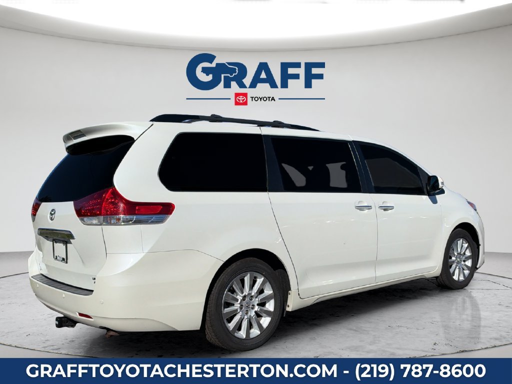 Used 2013 Toyota Sienna Limited w/ Premium Pkg AWD/4WD image 4