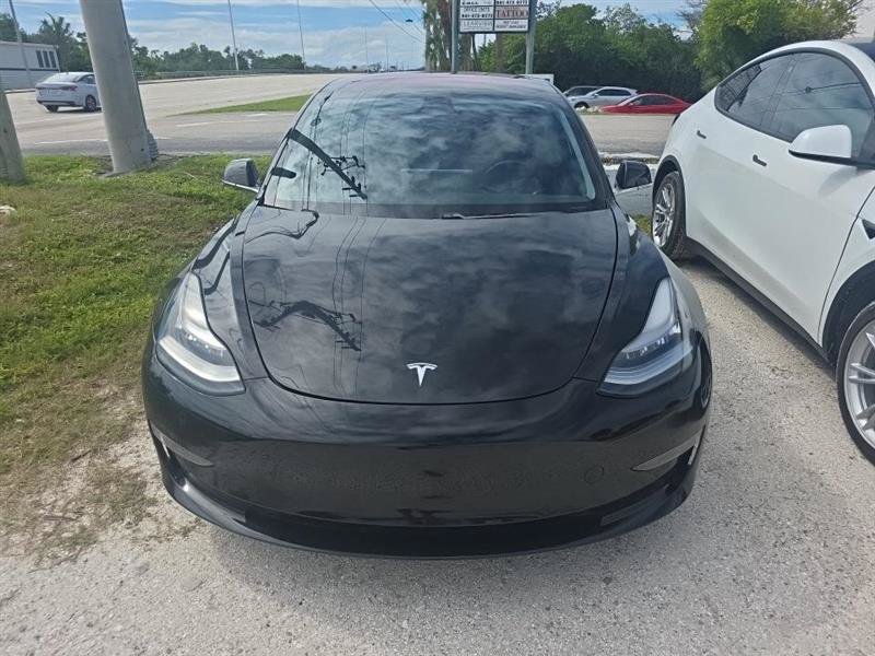 Used 2018 Tesla Model 3 Long Range RWD image 6