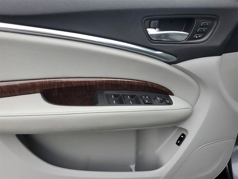 Certified 2017 Acura MDX SH-AWD image 21