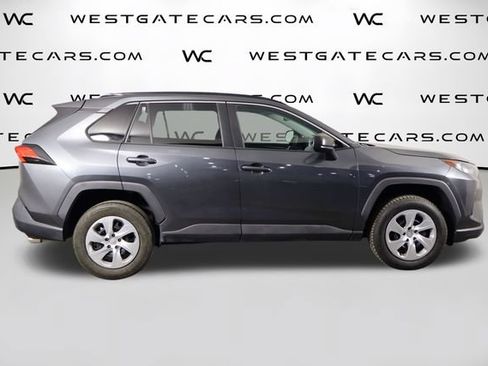 Used 2020 Toyota RAV4 LE FWD image 43