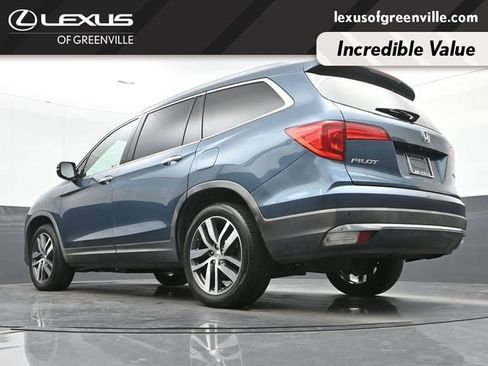 Used 2018 Honda Pilot Touring image 38