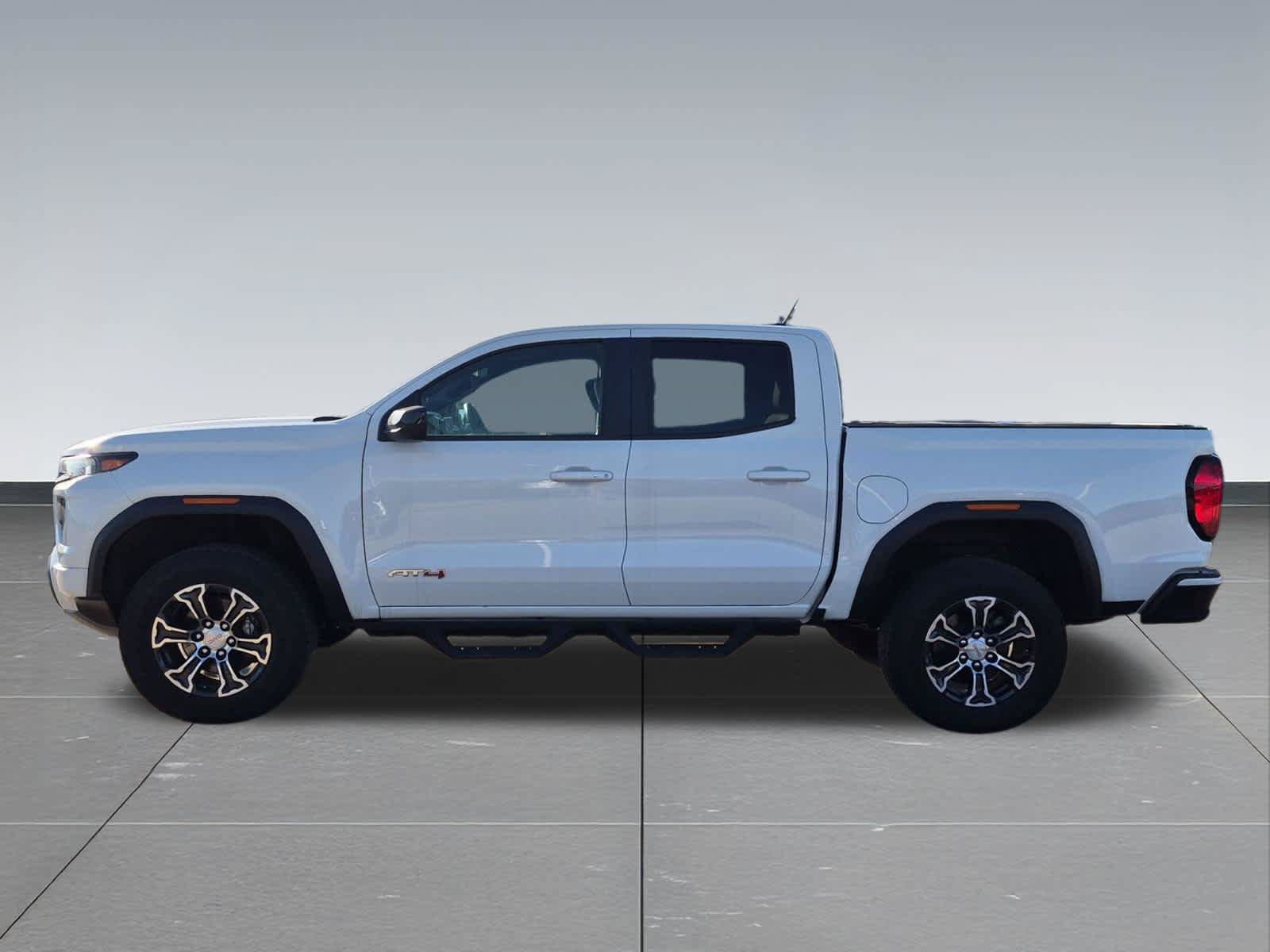 Used 2023 GMC Canyon AT4 AWD/4WD image 3