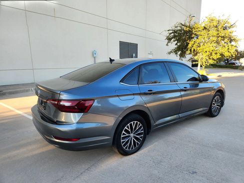 Used 2020 Volkswagen Jetta SE image 31