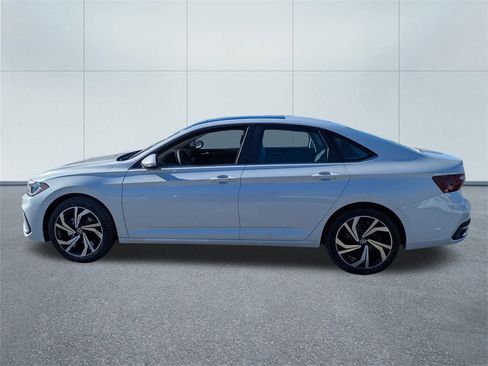 New 2026 Volkswagen Jetta SEL image 6