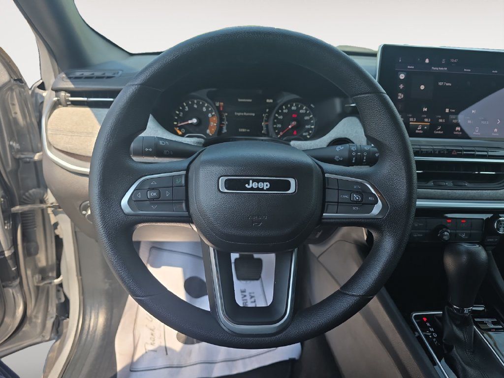 Used 2023 Jeep Compass Sport AWD/4WD image 12
