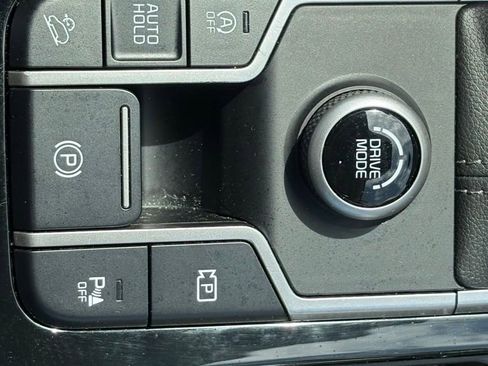 Used 2023 Kia Sorento SX FWD image 34