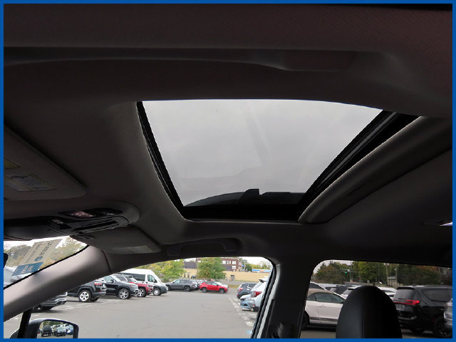 Used 2024 Subaru Outback Touring XT AWD/4WD image 17