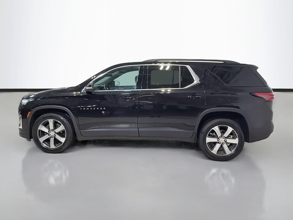 Used 2023 Chevrolet Traverse LT w/ LT Premium Package AWD/4WD image 6