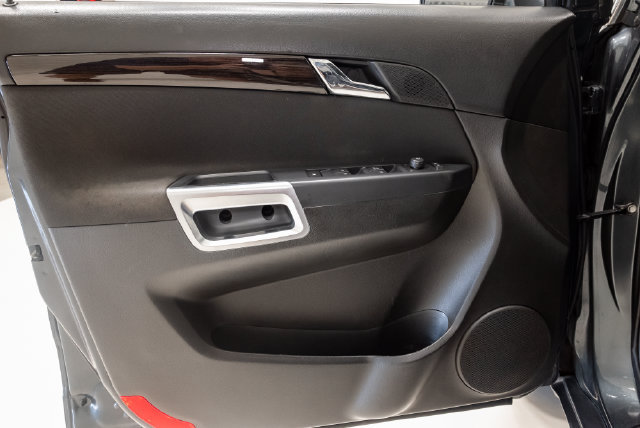 Used 2013 Chevrolet Captiva Sport LT FWD image 11