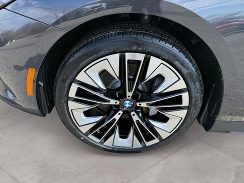 New 2026 BMW 530i xDrive AWD/4WD image 14