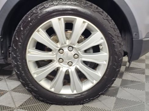 Used 2014 Land Rover Range Rover Evoque Prestige image 9