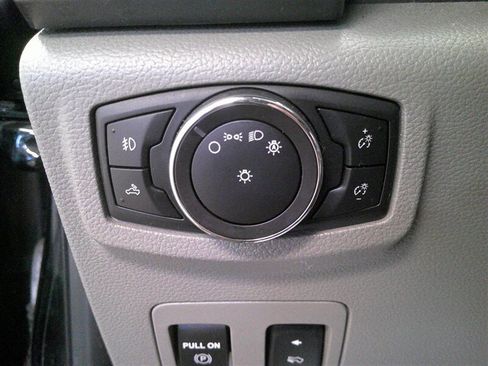 Used 2018 Ford F150 XLT w/ Equipment Group 302A Luxury image 26